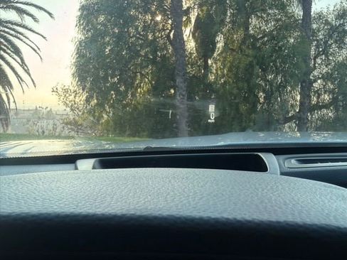 Used 2019 Honda Accord Touring image 20