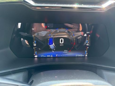 Used 2023 Chevrolet Colorado Z71 w/ Z71 Convenience Package 2 AWD/4WD image 39