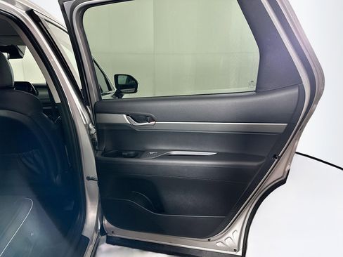 Used 2025 Hyundai Palisade SEL image 33