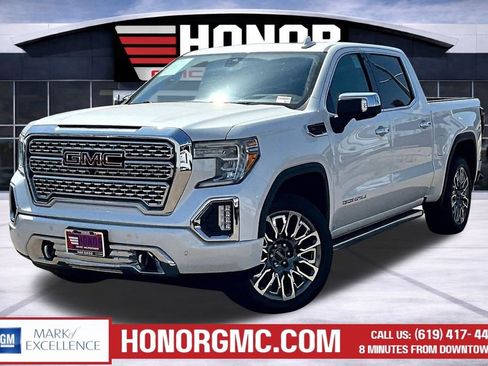 Used 2020 GMC Sierra 1500 Denali w/ Denali Ultimate Package AWD/4WD image 3