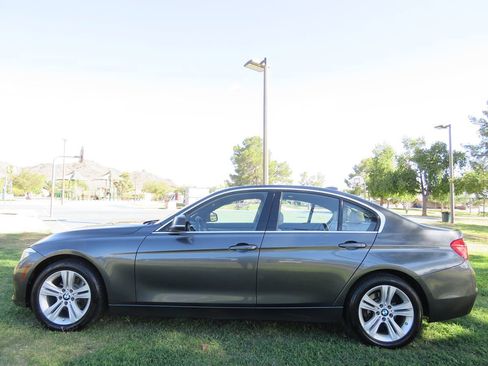 Used 2017 BMW 330i xDrive Sedan AWD/4WD image 3