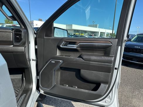 Used 2022 Chevrolet Silverado 1500 RST w/ RST All Star Premium Package AWD/4WD image 16