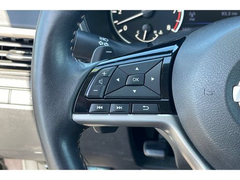 Used 2021 Nissan Altima 2.5 SR FWD image 34