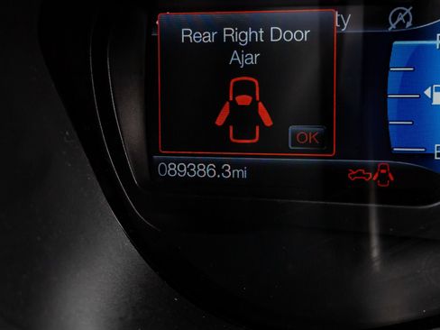 Used 2020 Ford Ranger Lariat w/ Trailer Tow Package image 17