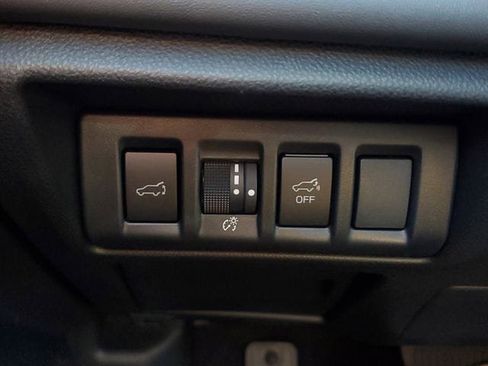 Certified 2025 Subaru Outback Limited image 35