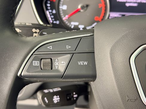 Used 2023 Audi Q5 2.0T Premium AWD/4WD image 16