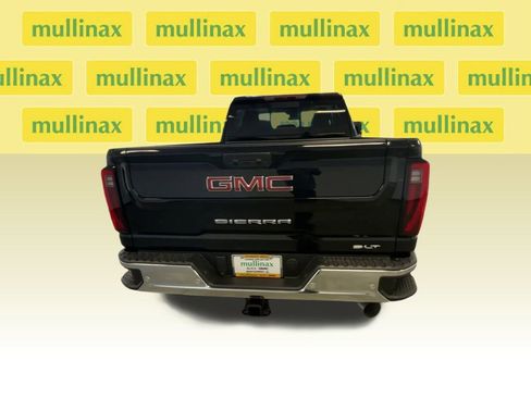 New 2025 GMC Sierra 2500 SLT w/ SLT Premium Package image 10