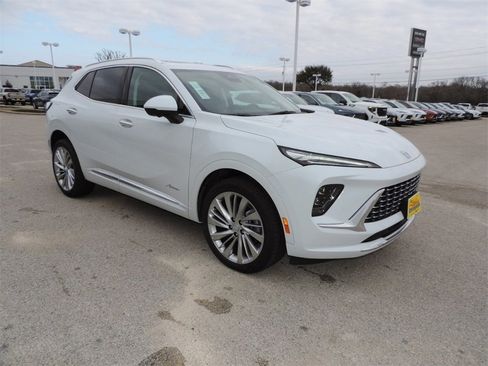 New 2026 Buick Envision Avenir image 3