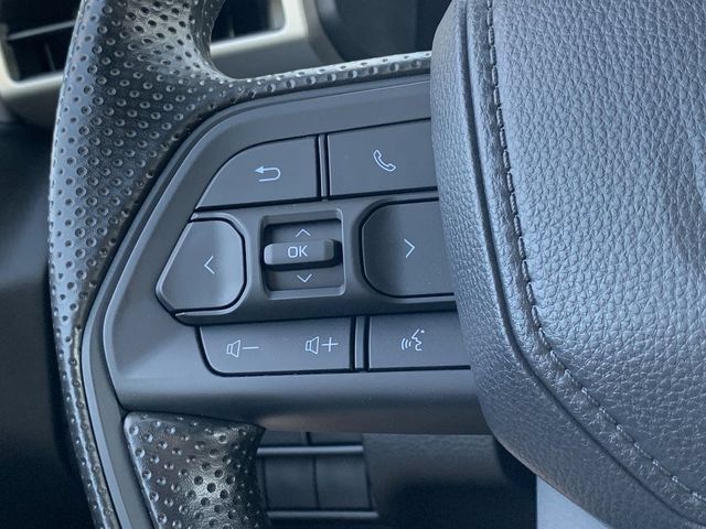 Used 2025 Toyota Tacoma SR w/ SR Upgrade Package AWD/4WD image 24