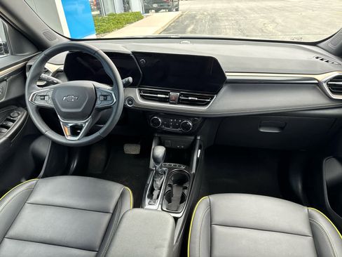 Used 2024 Chevrolet TrailBlazer ACTIV w/ Driver Confidence Package FWD image 6