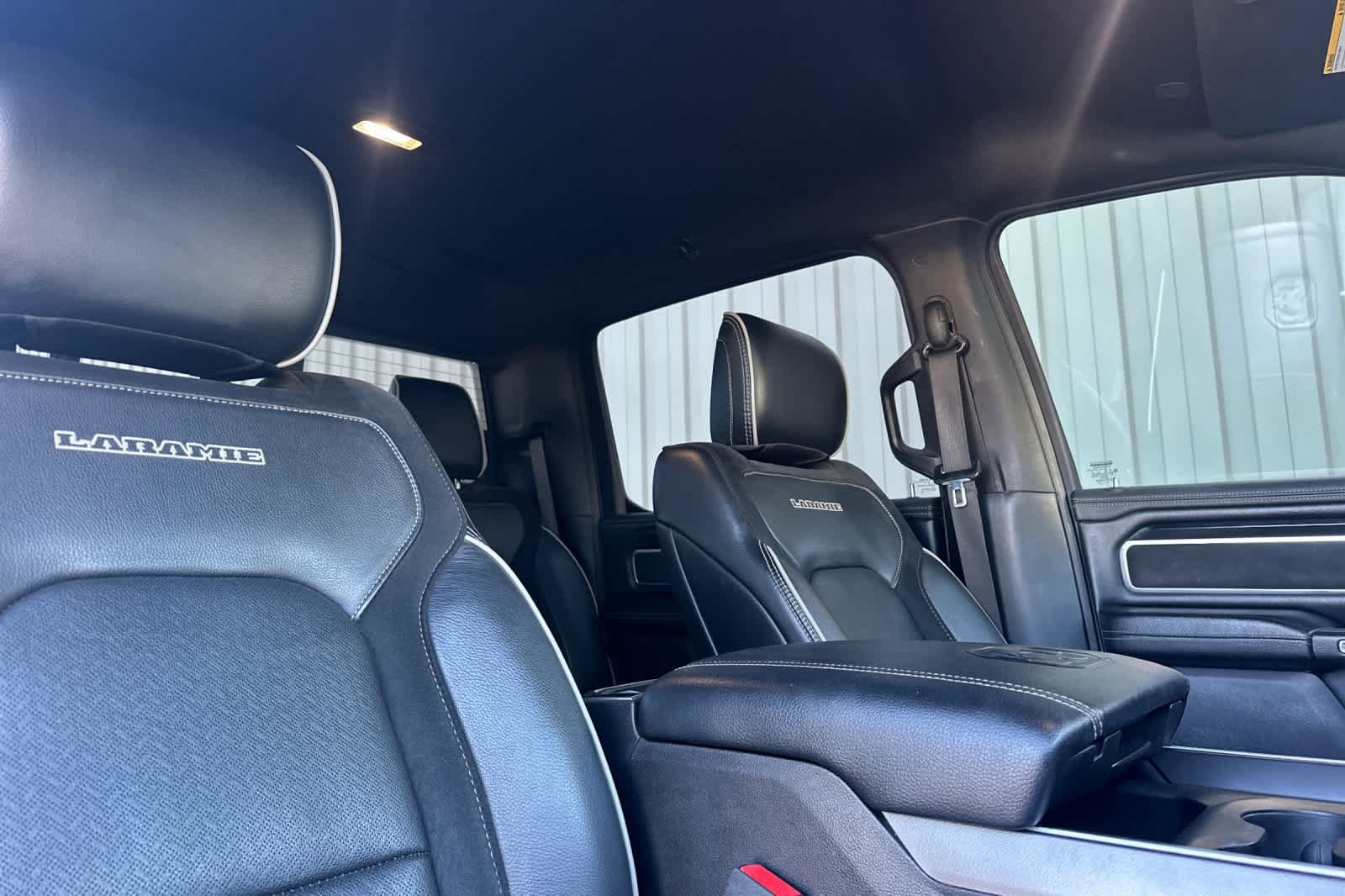 Used 2020 RAM 1500 Laramie AWD/4WD image 16