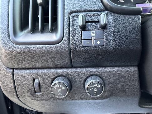 Used 2022 Chevrolet Colorado ZR2 w/ Colorado ZR2 Bison Edition image 22