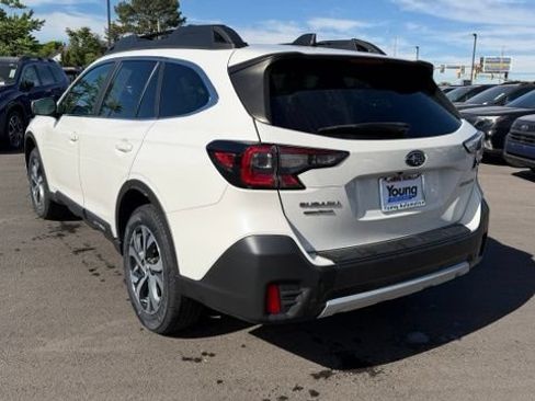 Used 2022 Subaru Outback Limited AWD/4WD image 5
