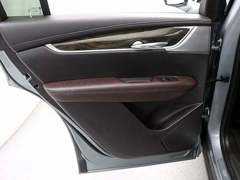 Used 2023 Cadillac XT6 Premium Luxury image 26