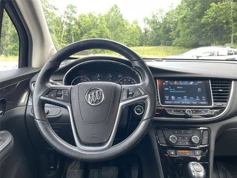 Used 2018 Buick Encore Preferred AWD/4WD image 18