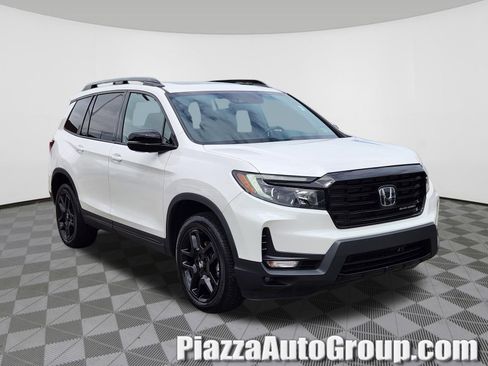 Certified 2024 Honda Passport Black Edition image 1