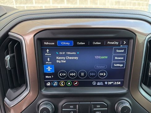 Used 2020 Chevrolet Silverado 3500 High Country image 25