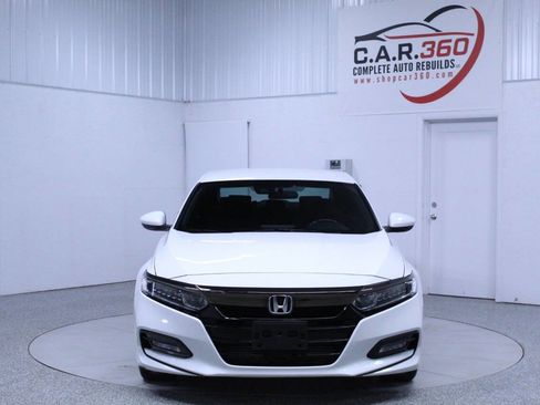 Used 2020 Honda Accord Sport image 9