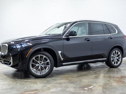 Certified 2026 BMW X5 xDrive40i w/ Premium Package AWD/4WD image 11
