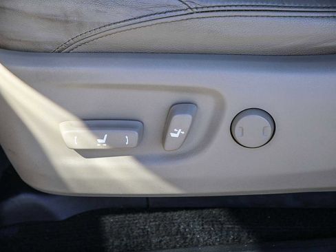 Used 2019 Toyota 4Runner Limited image 19