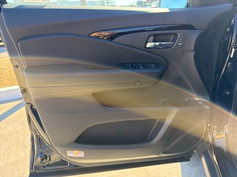 New 2026 Honda Ridgeline Black Edition image 12
