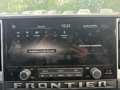 Used 2025 Nissan Frontier SV w/ SV Convenience Package RWD image 14