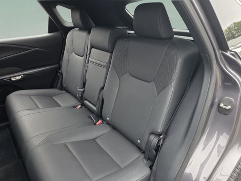 Certified 2025 Lexus RX 350 Premium w/ Accessory Package (Z1) image 27