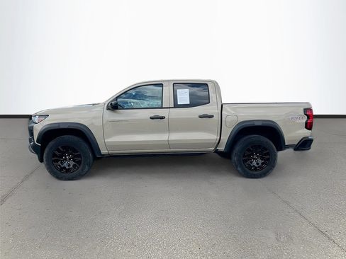 Used 2024 Chevrolet Colorado Trail Boss w/ Advanced Trailering Package AWD/4WD image 4