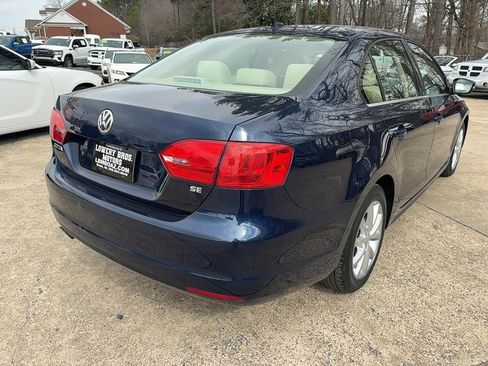 Used 2014 Volkswagen Jetta SE image 4