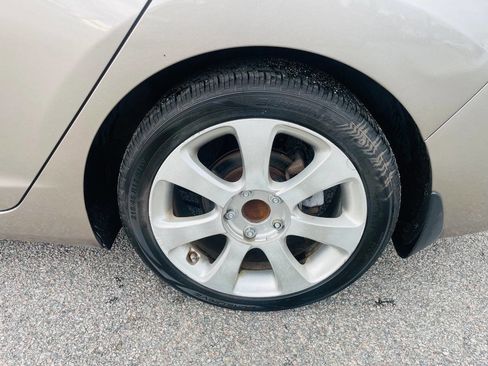 Used 2012 Hyundai Elantra Limited w/ Technology Pkg 5 image 11
