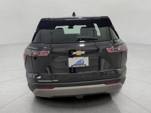 Used 2025 Chevrolet Equinox LT image 24