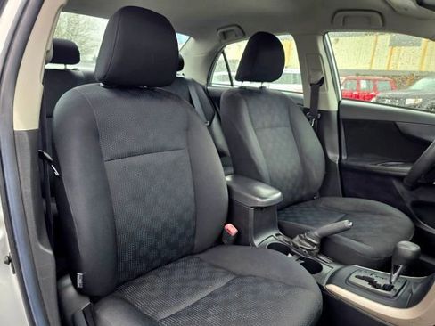 Used 2009 Toyota Corolla S image 27