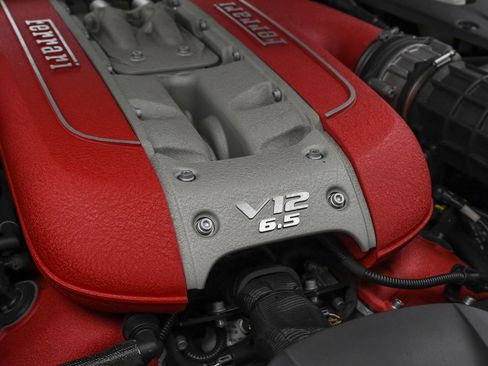 Certified 2021 Ferrari 812 GTS image 32