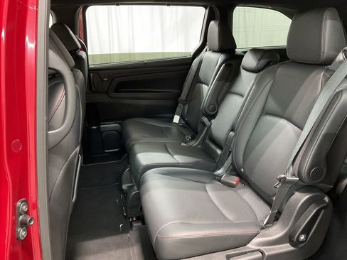 Certified 2023 Honda Odyssey Sport image 23