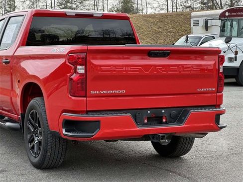 Used 2024 Chevrolet Silverado 1500 Custom image 4