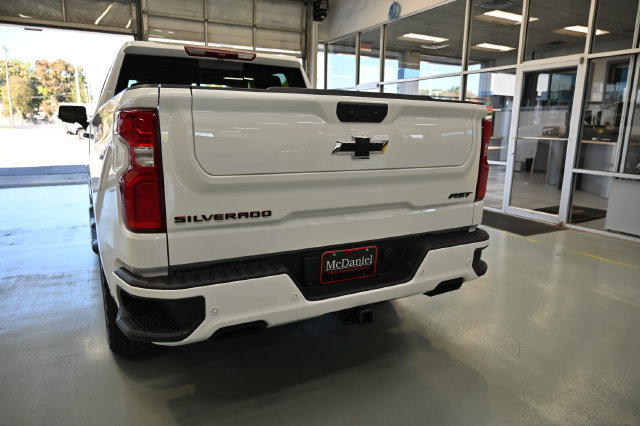 New 2026 Chevrolet Silverado 1500 RST w/ Redline Edition AWD/4WD image 6