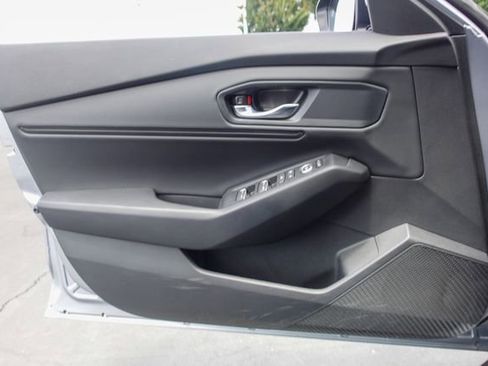 Used 2023 Honda Accord EX image 16