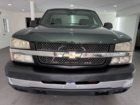 Used 2006 Chevrolet Silverado 2500 W/T w/ Snow Plow Prep Package AWD/4WD image 13