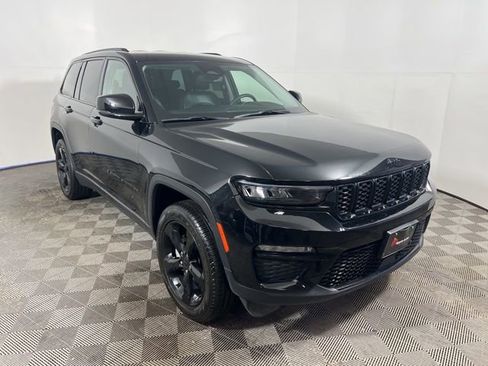 Certified 2023 Jeep Grand Cherokee Limited w/ Black Appearance Package image 1