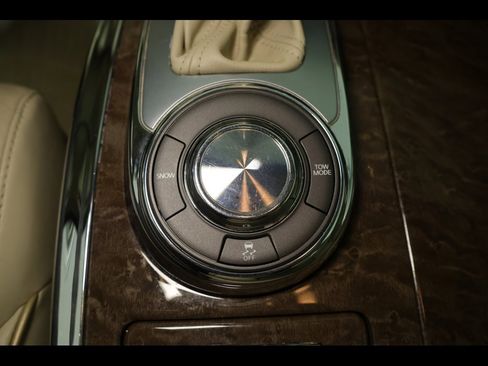 Used 2016 INFINITI QX80 Base w/ Driver's Assistance Package image 31