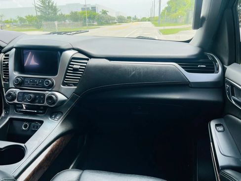 Used 2019 Chevrolet Tahoe LT AWD/4WD image 15