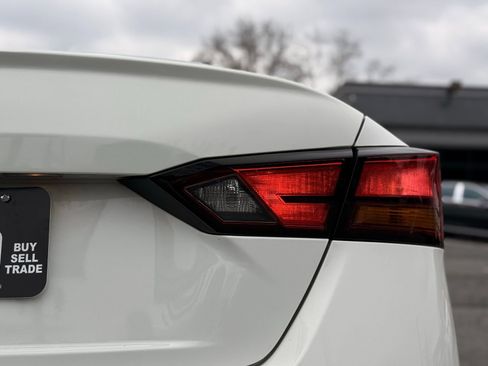 Used 2019 Nissan Altima 2.5 S image 9