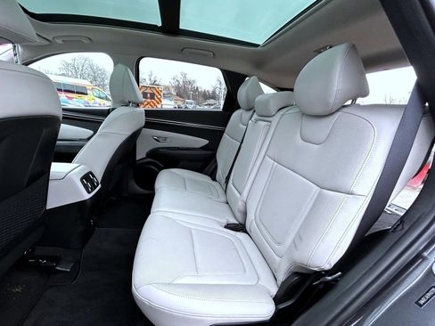 Used 2023 Hyundai Tucson Limited w/ Cargo Package image 19