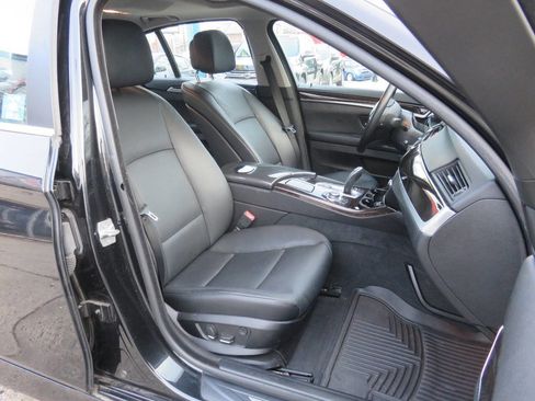 Used 2013 BMW 528i xDrive Sedan image 11