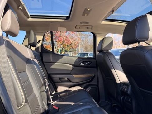 Used 2018 GMC Acadia Denali w/ LPO, Floor Liner Package image 7