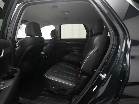 Used 2025 Hyundai Palisade SEL AWD/4WD image 16