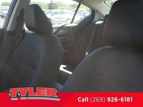 Used 2024 Nissan Altima 2.5 SV FWD image 34