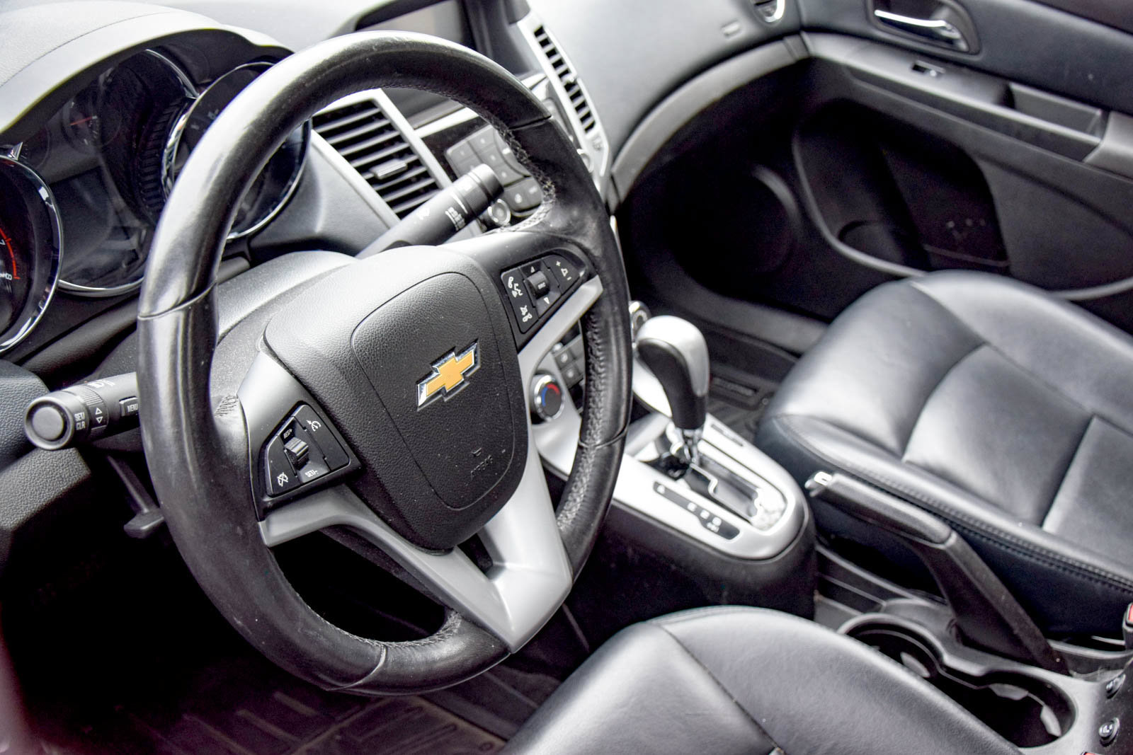Used 2013 Chevrolet Cruze LT w/ RS Package FWD image 21