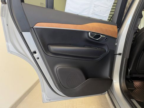 Certified 2023 Volvo XC90 T8 Plus w/ Protection Package Premier image 34