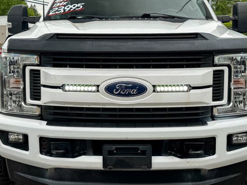 Used 2017 Ford F250 XLT w/ XLT Value Package AWD/4WD image 10